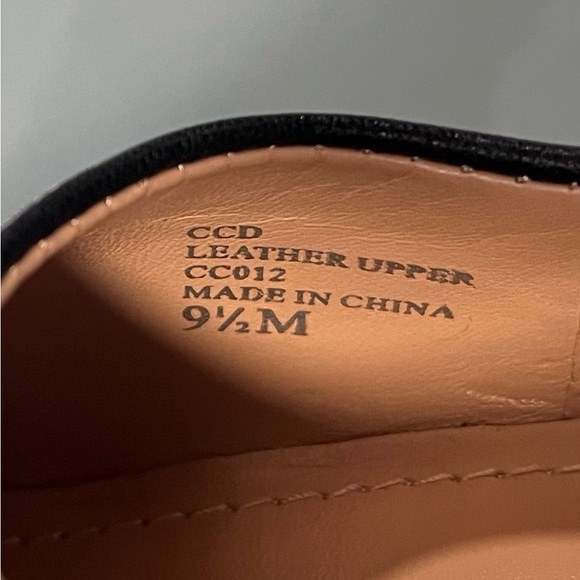 Charles by Charles David black leather pumps size 9.5 - Picture 6 of 6